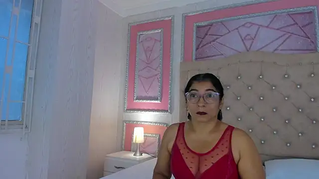 mature bigass   online show from March 20, 2026, 7:48 pm