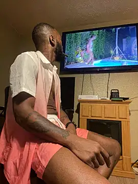 prettyrichie online show from October 24, 2025, 3:05 am