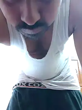 Hotrayyy online show from December 27, 2024, 3:53 am