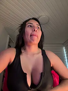 Anily Lovely online show from April 26, 2026, 6:49 pm