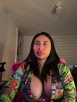 Anily Lovely online show from March 17, 2026, 10:46 pm