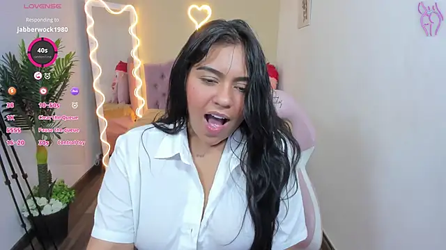 Snapshot of kendra_tay chatting on February 24, 2025, 6:27 am kendra tay online show from February 24, 2025, 6:27 am