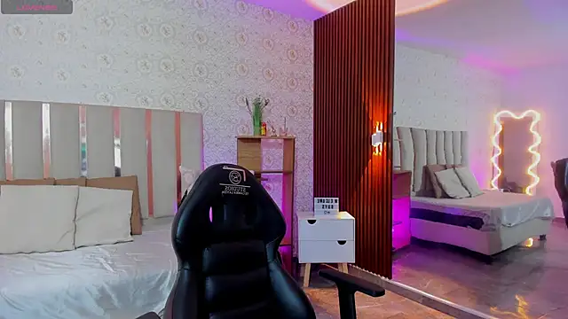 Snapshot of Daphnne_tay chatting on October 8, 2025, 3:19 am Daphnne tay online show from October 8, 2025, 3:19 am