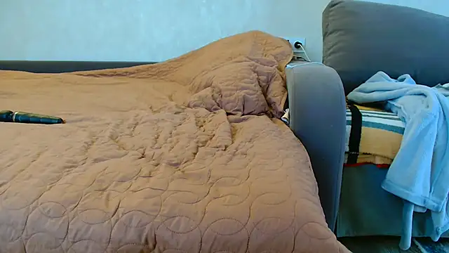 Brionia online show from January 10, 2026, 7:58 am