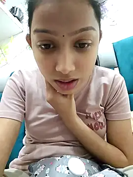 Aleena Rai online show from December 15, 2024, 6:37 pm