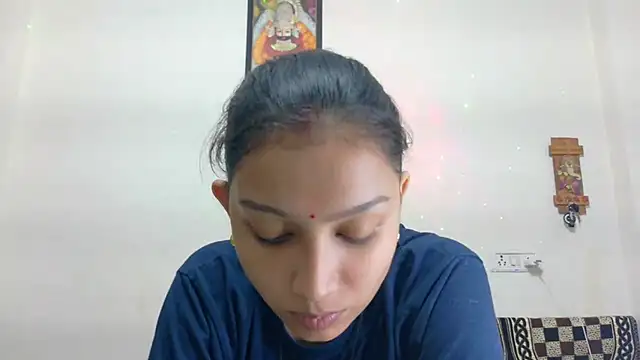 Aleena Rai online show from October 1, 2025, 6:34 pm