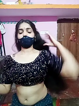 Cute-Simmi online show from January 1, 2025, 12:44 pm