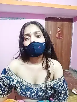 Cute-Simmi online show from January 4, 2025, 5:37 pm