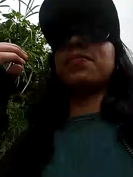 Snapshot of MirandaSingle chatting on March 12, 2026, 3:49 pm MirandaSingle online show from March 12, 2026, 3:49 pm