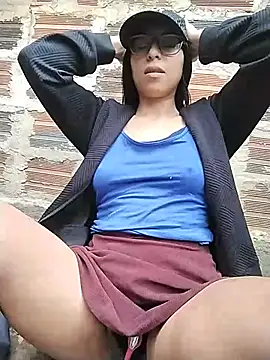 MirandaSingle online show from July 4, 2026, 1:48 pm