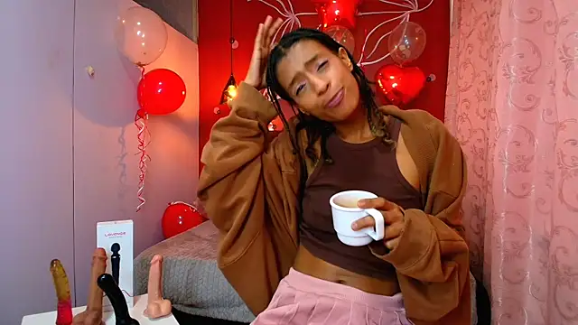 Zia Green online show from February 15, 2025, 3:28 pm