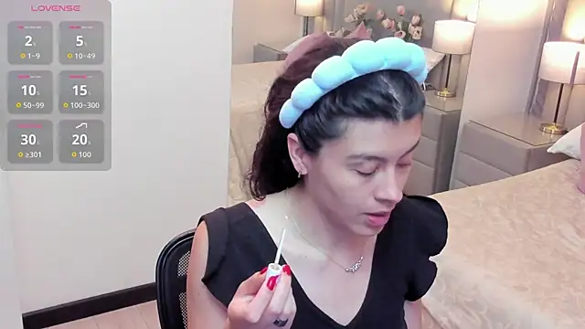 Snapshot of JaneLondon chatting on March 26, 2026, 1:53 pm JaneLondon online show from March 26, 2026, 1:53 pm