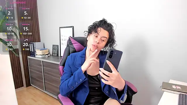 Snapshot of JaneLondon chatting on May 29, 2026, 12:44 pm JaneLondon online show from May 29, 2026, 12:44 pm