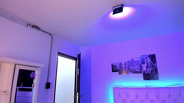 Snapshot of Amy_Kiitty_ chatting on November 20, 2025, 2:29 pm Amy Kiitty online show from November 20, 2025, 2:29 pm