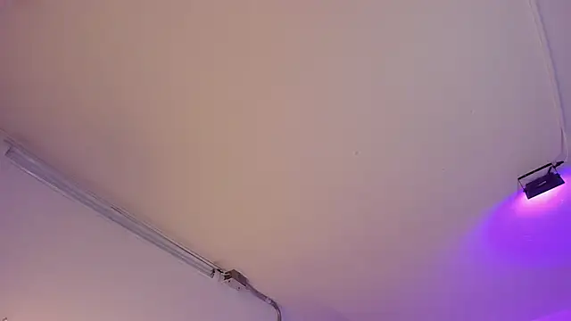 Amy Kiitty  online show from March 14, 2026, 1:06 pm