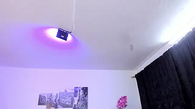 Snapshot of Amy_Kiitty_ chatting on October 30, 2025, 12:36 pm Amy Kiitty online show from October 30, 2025, 12:36 pm