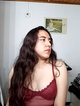 Snapshot of Emi_chik chatting on October 9, 2025, 10:27 am Emi chik online show from October 9, 2025, 10:27 am