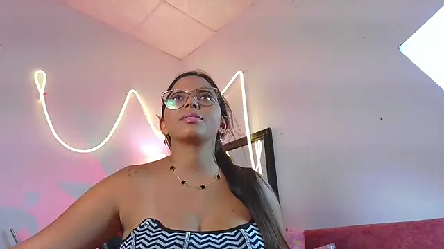 Megaan Greey online show from July 31, 2026, 10:51 pm