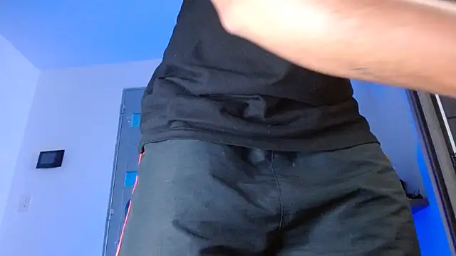 SexyBoy-Bigclit online show from June 17, 2026, 1:10 pm