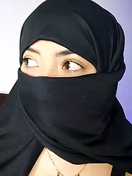 Snapshot of Sweet_hot_mia chatting on November 22, 2025, 2:38 pm Sweet hot mia online show from November 22, 2025, 2:38 pm