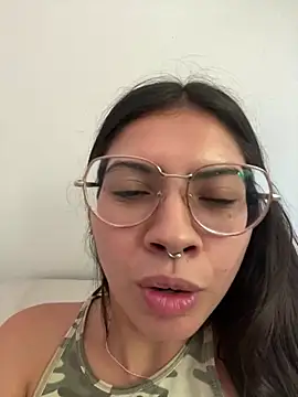 Snapshot of Argentiiniita chatting on January 19, 2025, 8:41 pm Argentiiniita online show from January 19, 2025, 8:41 pm