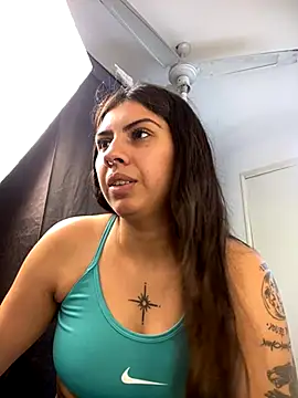 Snapshot of Argentiiniita chatting on October 18, 2025, 7:05 pm Argentiiniita online show from October 18, 2025, 7:05 pm