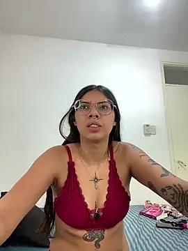 Snapshot of Argentiiniita chatting on February 2, 2025, 1:52 pm Argentiiniita online show from February 2, 2025, 1:52 pm