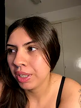 Snapshot of Argentiiniita chatting on December 1, 2025, 2:45 am Argentiiniita online show from December 1, 2025, 2:45 am