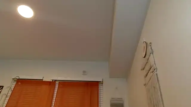 explosivekitty69 online show from November 27, 2025, 3:29 am