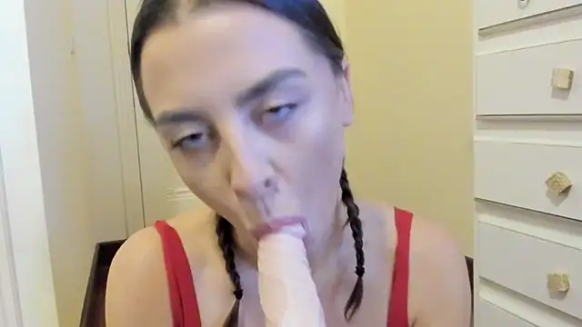 Snapshot of nycole_new chatting on October 18, 2025, 4:14 am nycole new online show from October 18, 2025, 4:14 am