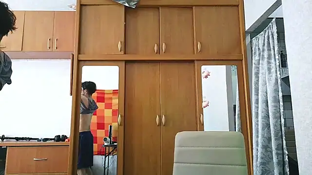 Snapshot of Ivan_Bybe chatting on May 7, 2026, 12:52 pm Ivan Bybe online show from May 7, 2026, 12:52 pm