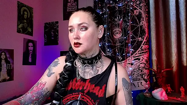 Snapshot of Emmybrightj_ chatting on May 25, 2026, 2:00 am Emmybrightj online show from May 25, 2026, 2:00 am