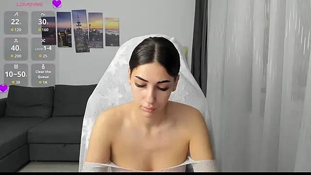 Snapshot of Kimi_Ivy chatting on November 30, 2025, 4:35 am Kimi Ivy online show from November 30, 2025, 4:35 am