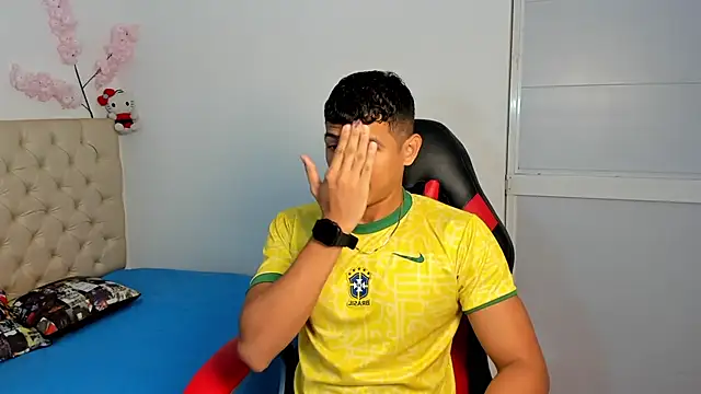 Snapshot of yei-sant chatting on October 23, 2025, 1:59 am yei-sant online show from October 23, 2025, 1:59 am