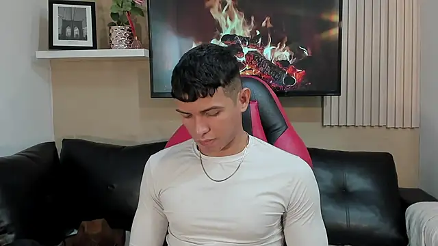 Snapshot of yei-sant chatting on November 21, 2025, 2:21 am yei-sant online show from November 21, 2025, 2:21 am