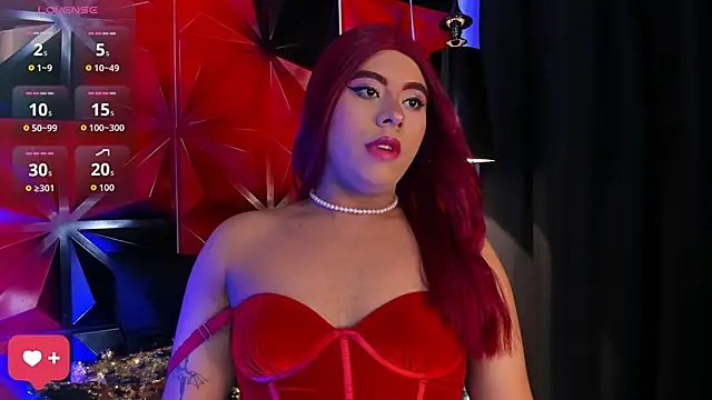 Snapshot of Emili_Roux chatting on October 7, 2025, 5:14 pm Emili Roux online show from October 7, 2025, 5:14 pm