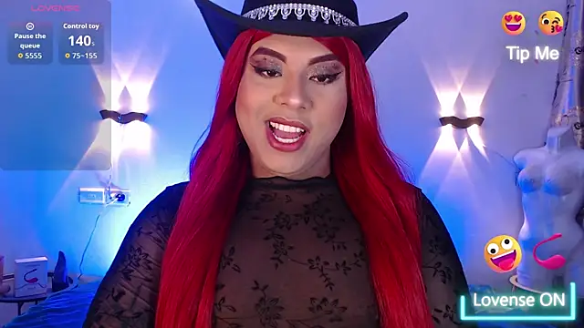 Snapshot of Emili_Roux chatting on November 17, 2025, 11:47 am Emili Roux online show from November 17, 2025, 11:47 am