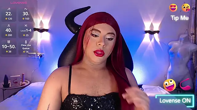 Snapshot of Emili_Roux chatting on November 28, 2025, 1:11 pm Emili Roux online show from November 28, 2025, 1:11 pm