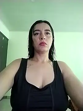 Snapshot of hailey85 chatting on April 10, 2026, 4:58 pm hailey85 online show from April 10, 2026, 4:58 pm