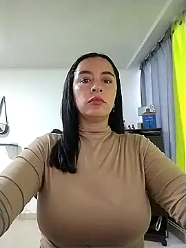 Snapshot of hailey85 chatting on April 17, 2026, 9:50 pm hailey85 online show from April 17, 2026, 9:50 pm