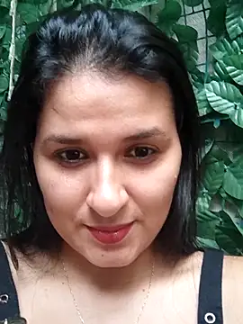 Snapshot of elena_jonees chatting on October 23, 2025, 8:07 pm elena jonees online show from October 23, 2025, 8:07 pm