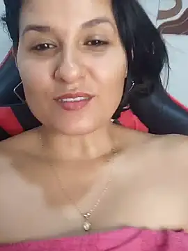 Snapshot of elena_jonees chatting on December 13, 2025, 8:04 pm elena jonees online show from December 13, 2025, 8:04 pm