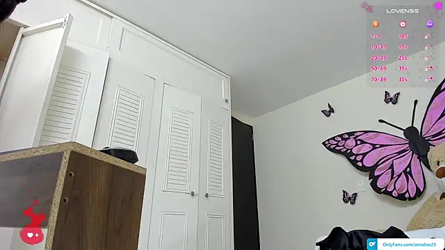 Snapshot of sweet_amalia4 chatting on November 29, 2025, 12:11 am sweet amalia4 online show from November 29, 2025, 12:11 am