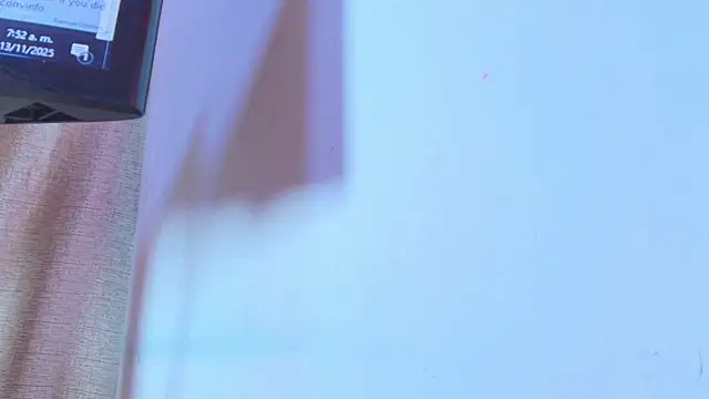 Snapshot of dafne_queenn chatting on November 13, 2025, 12:53 pm dafne queenn online show from November 13, 2025, 12:53 pm