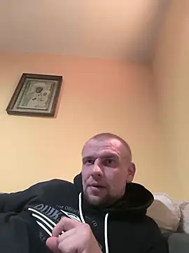 Snapshot of Regularfucker28 chatting on March 18, 2026, 1:31 am Regularfucker28 online show from March 18, 2026, 1:31 am
