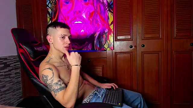 Dimitri higth420 online show from March 8, 2025, 5:59 am