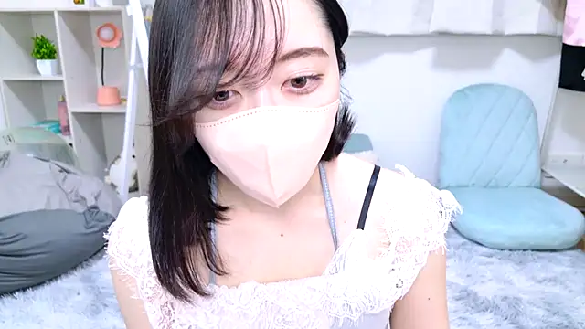 Yurie  online show from February 23, 2025, 2:29 am