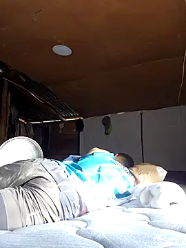 jose5320 20 online show from October 14, 2025, 1:01 pm