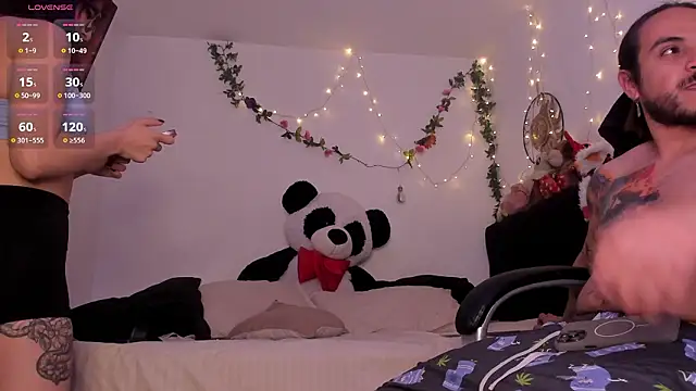 Carlasxdreams online show from February 1, 2026, 3:16 am