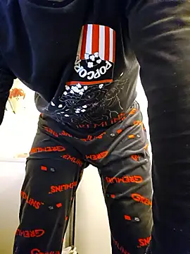 Ibag01 online show from October 3, 2025, 8:32 pm